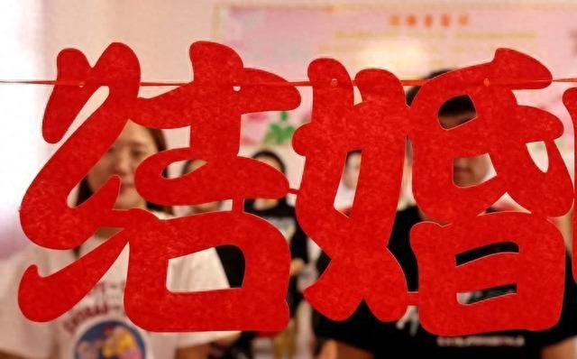 热闻|兼职婚礼管家月入过万！网友：“智囊”加“帮手”，幸福的职业